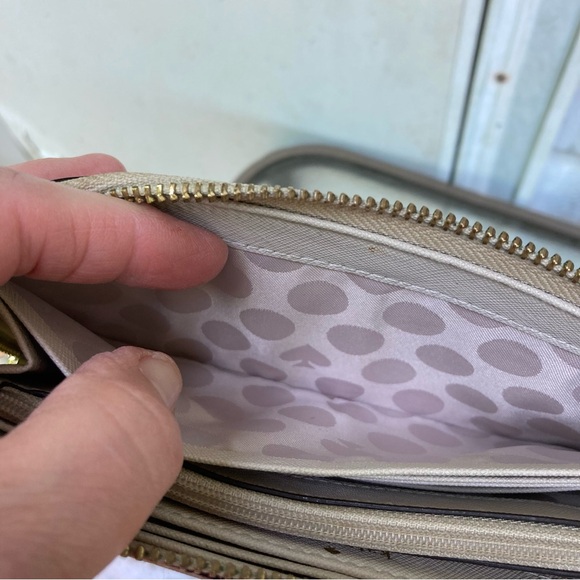 Preowned Kate Spade Madison Saffiano Leather Large Continental Wallet Conch Pink - Picture 13 of 14